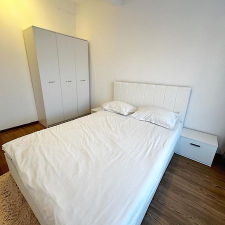 בראשוב Stone Residence מראה חיצוני תמונה